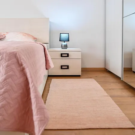 Ellu Apartment